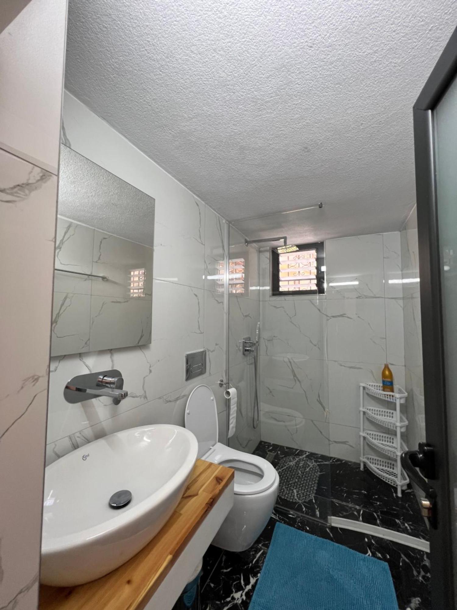 Apartment Lovely One-bedroom With Bbq-grill! *