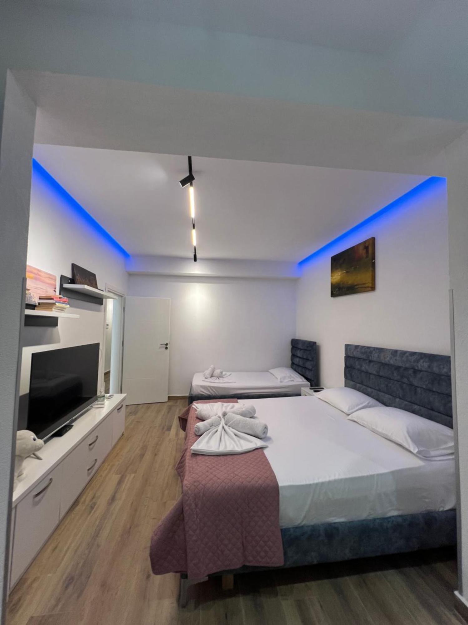 Apartment Lovely One-bedroom With Bbq-grill! Sarande