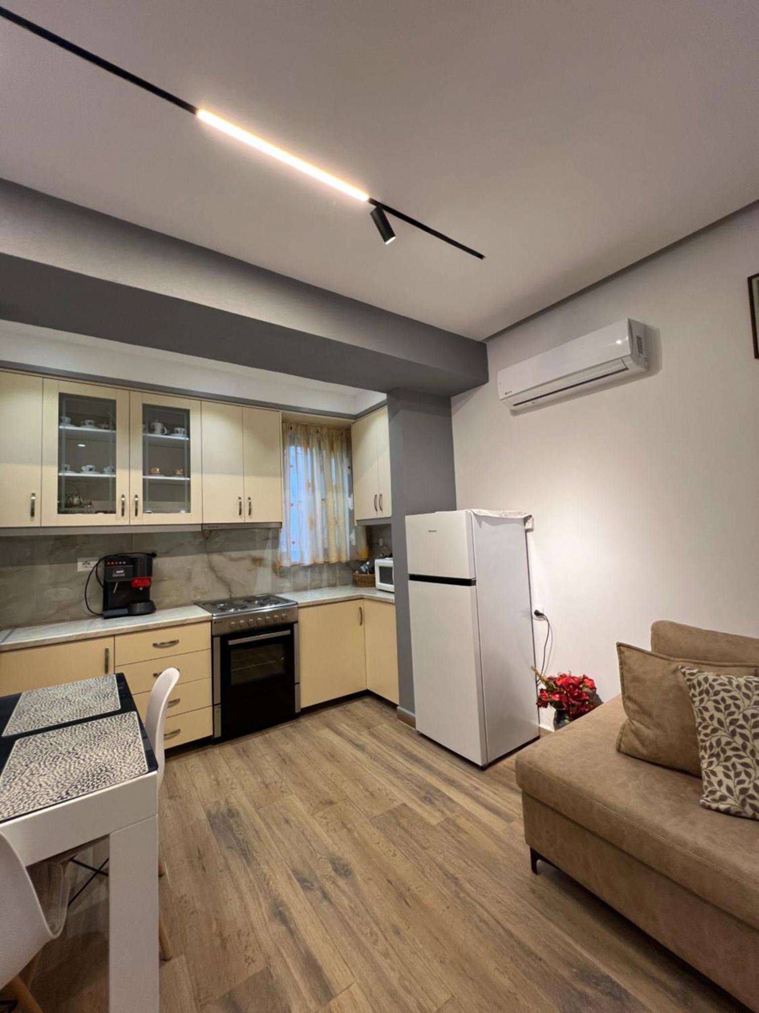 Lovely One-bedroom With Bbq-grill! Sarandë